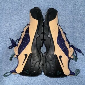Nike ACG (Used 1 time)